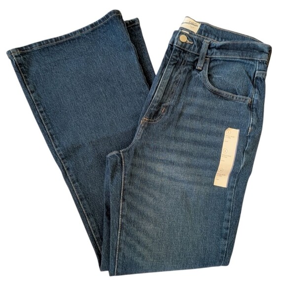 Women's High-Rise Flare Jeans Universal Thread Medium Wash 8 Short - Picture 2 of 4